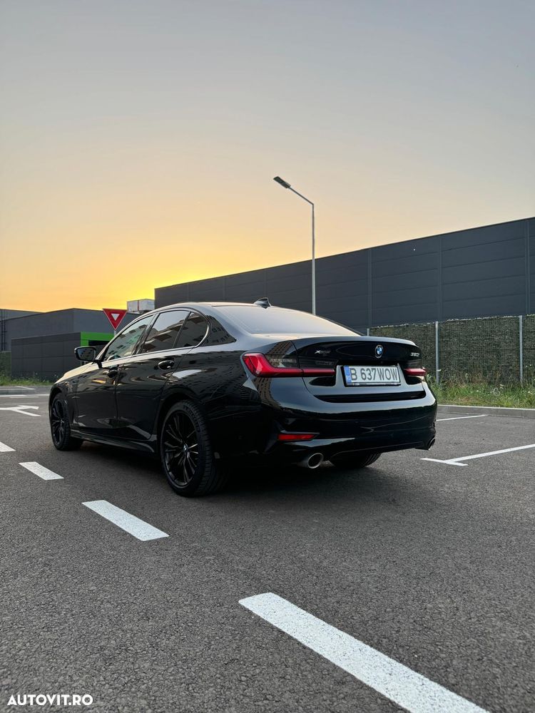 BMW Seria 3 320i xDrive Aut. Sport Line - 26