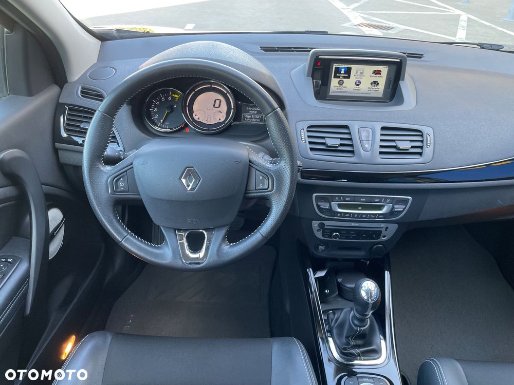 Renault Megane ENERGY TCe 130 BOSE EDITION - 15