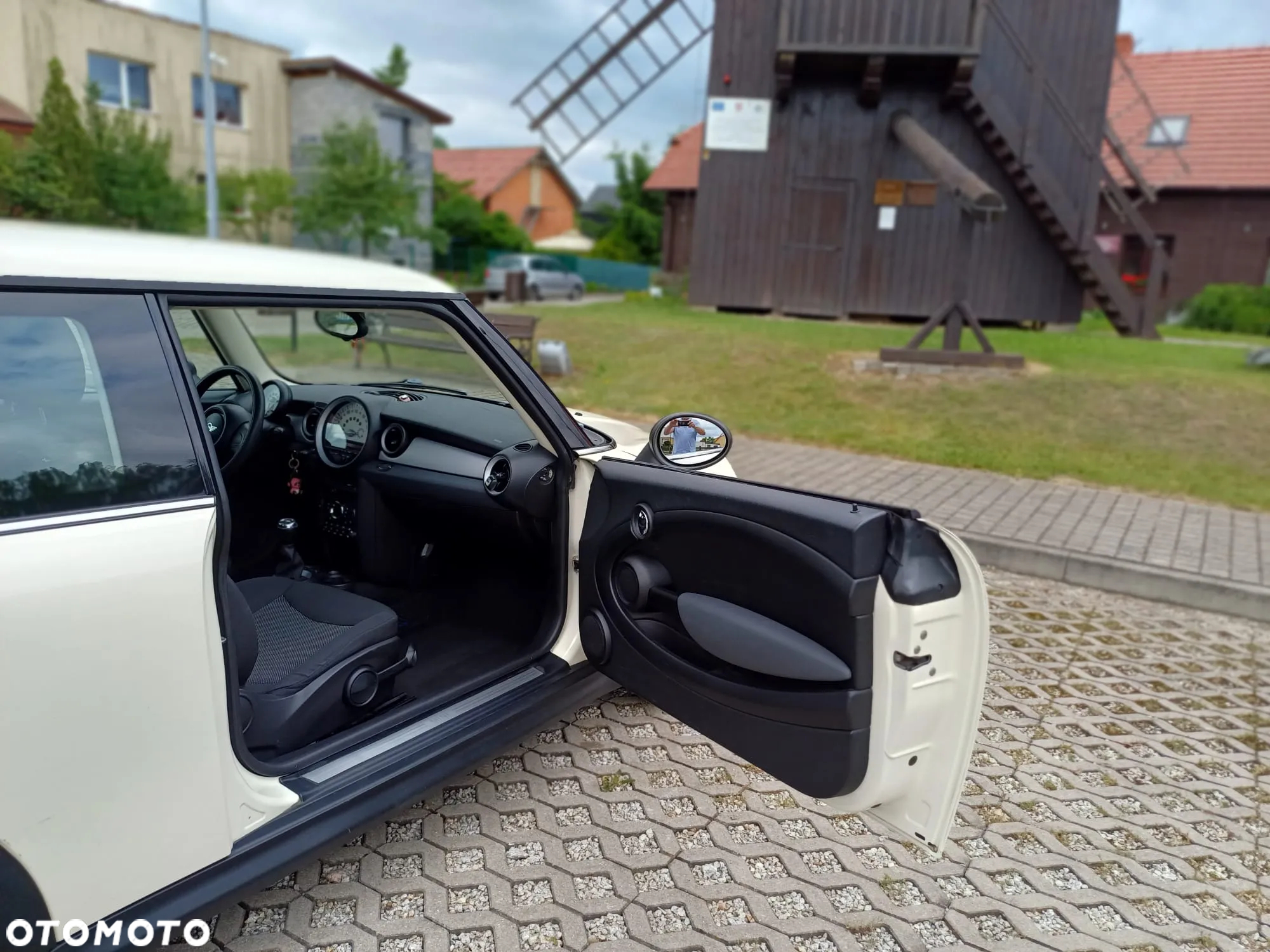 MINI ONE Standard - 6