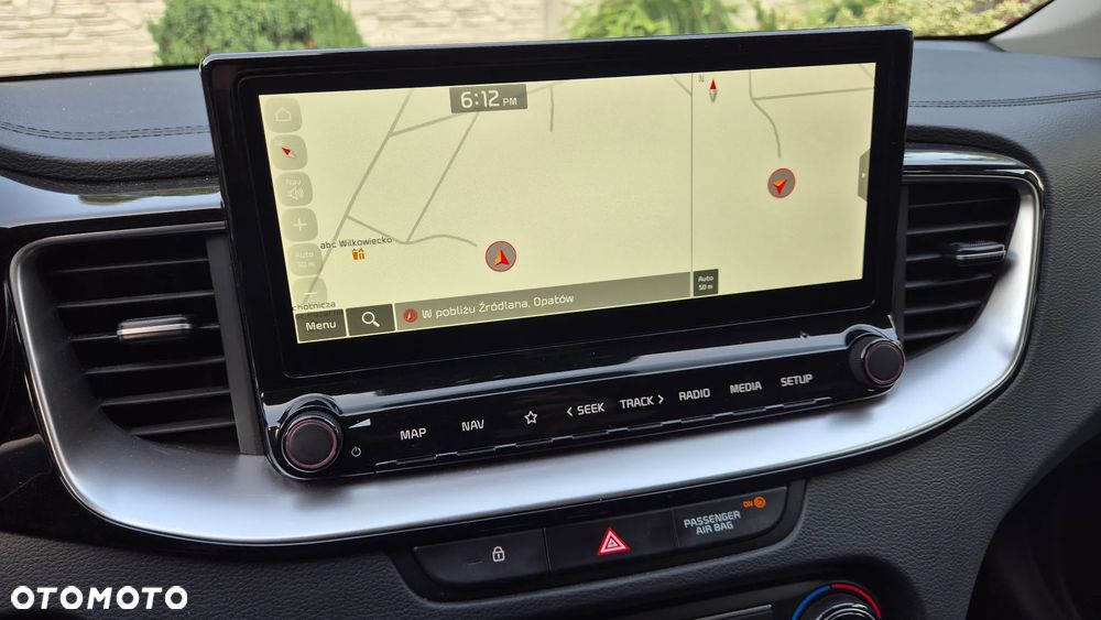 Kia XCeed - 10