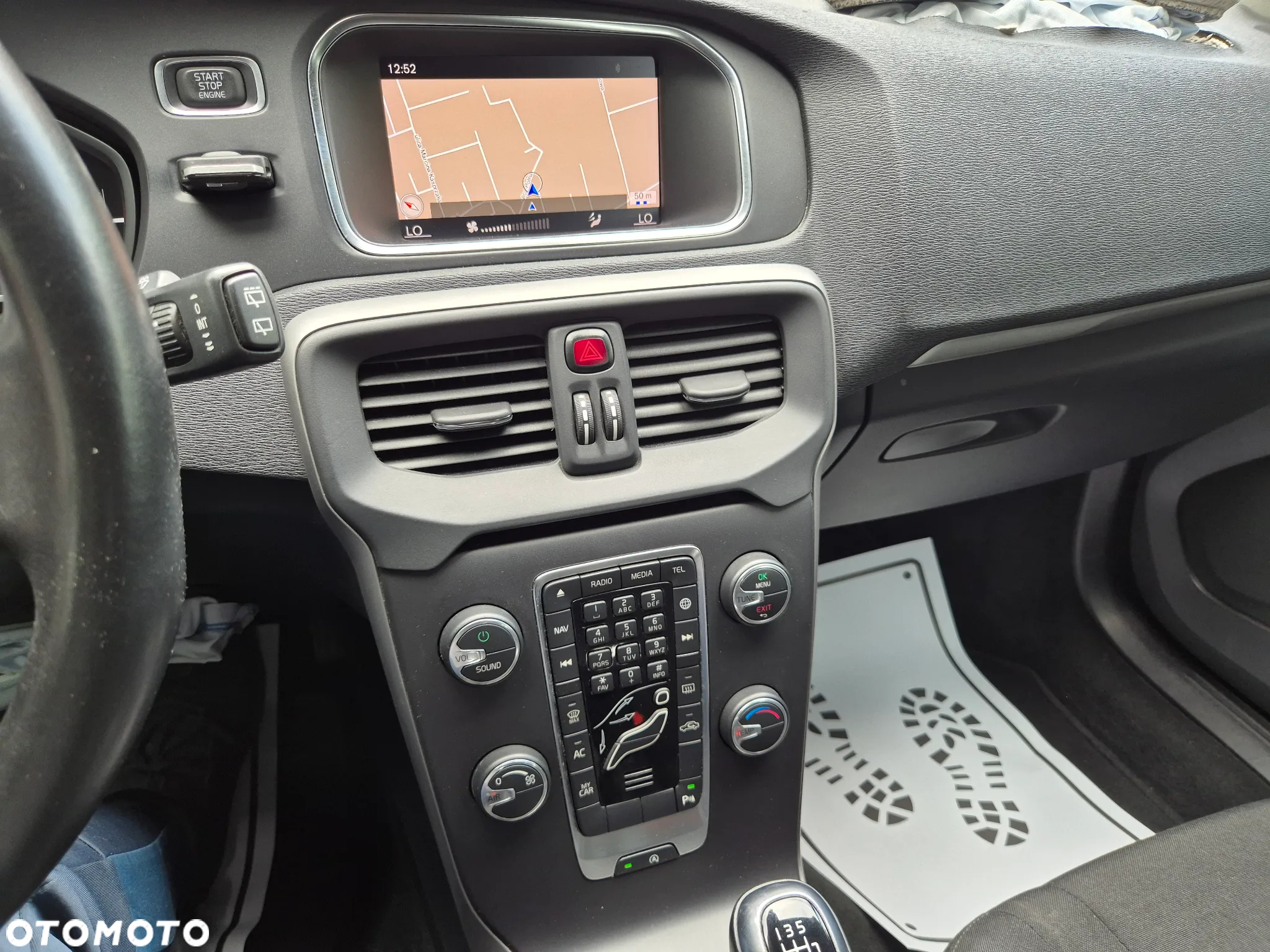 Volvo V40 D2 Kinetic - 9