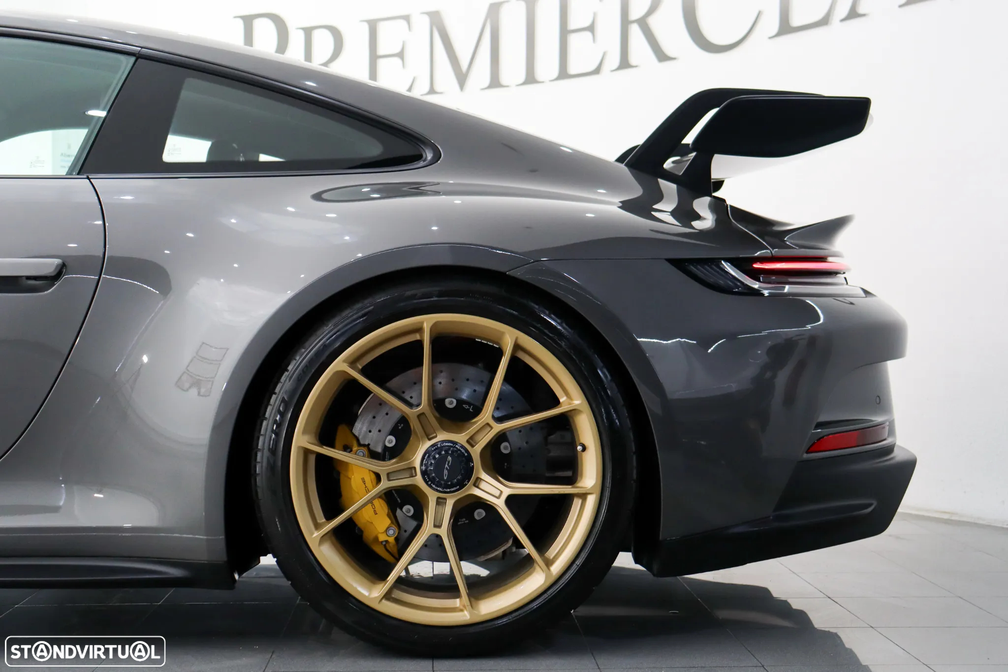 Porsche 911 (992) GT3 PDK - 12