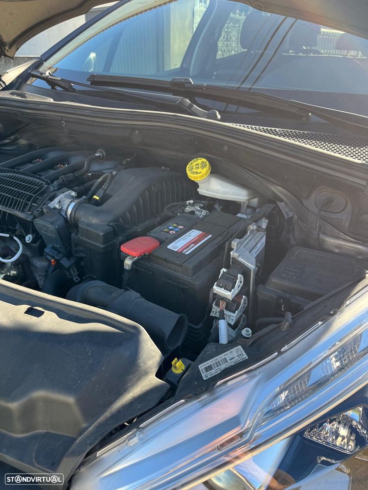 Peugeot 208 - 41