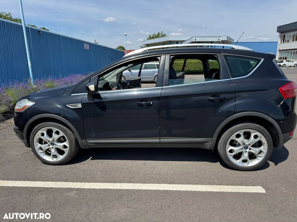 Ford Kuga 2.0 TDCi 4WD Titanium - 4