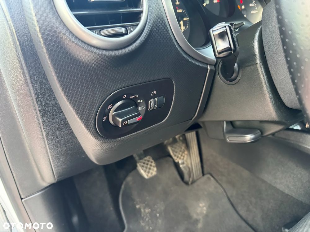 Seat Leon 2.0 TDI DPF Sport - 24