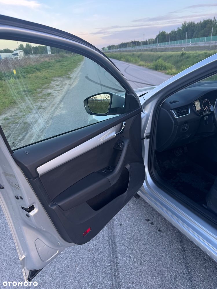 Skoda Octavia 2.0 TDI Ambition DSG EU6 - 17