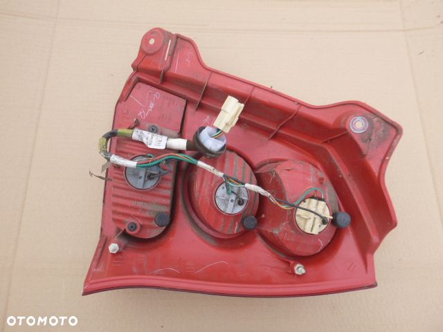 LAMPA LEWY TYŁ LEWA TYLNA NISSAN PIXO 08- - 12
