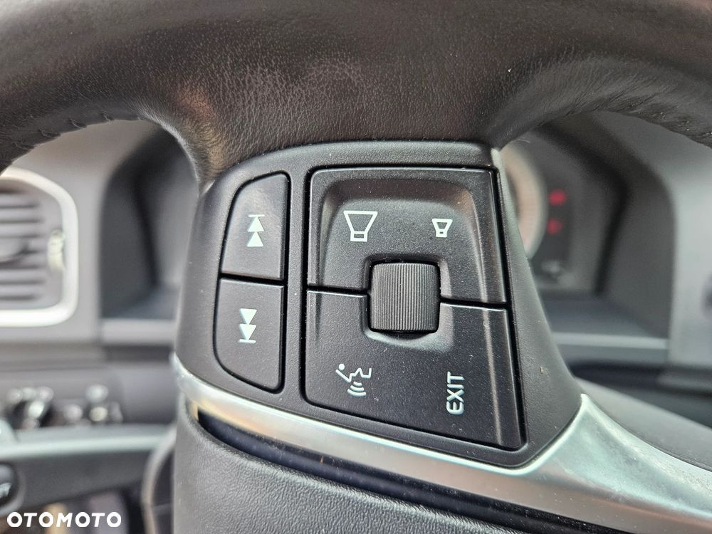 Volvo V60 D2 Kinetic - 17