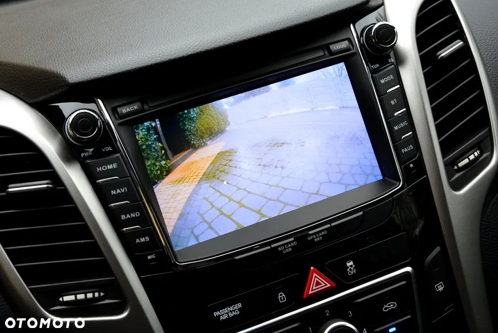 Hyundai i30 1.4 Comfort - 24