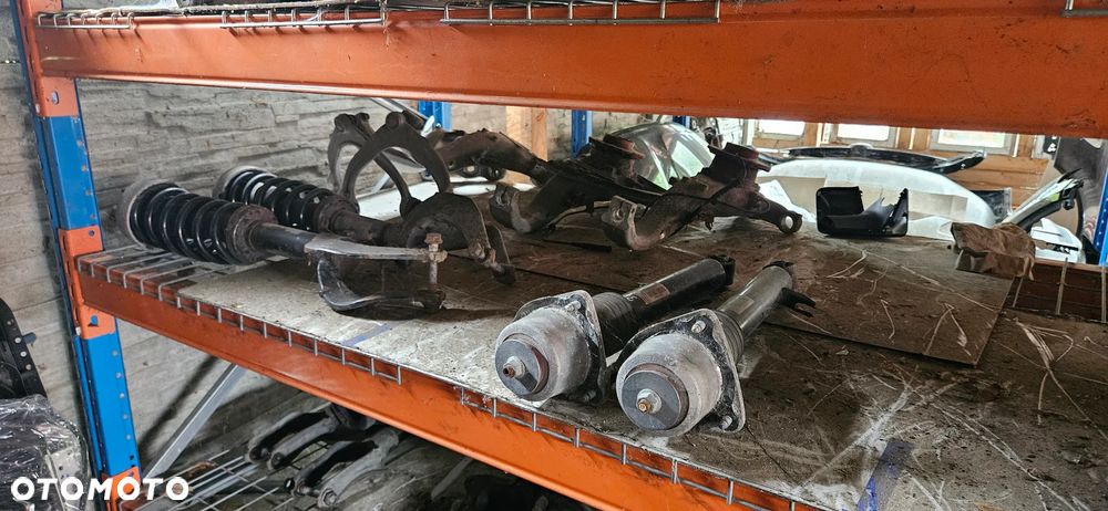 Zderzak przód tył Klapa maska reflektor lampa chłodnice sterowniki moduły rozruszniki kompresory skrzynie silniki zawieszenie HURT sprzedaż hurtowa CAŁE KONTO - 9