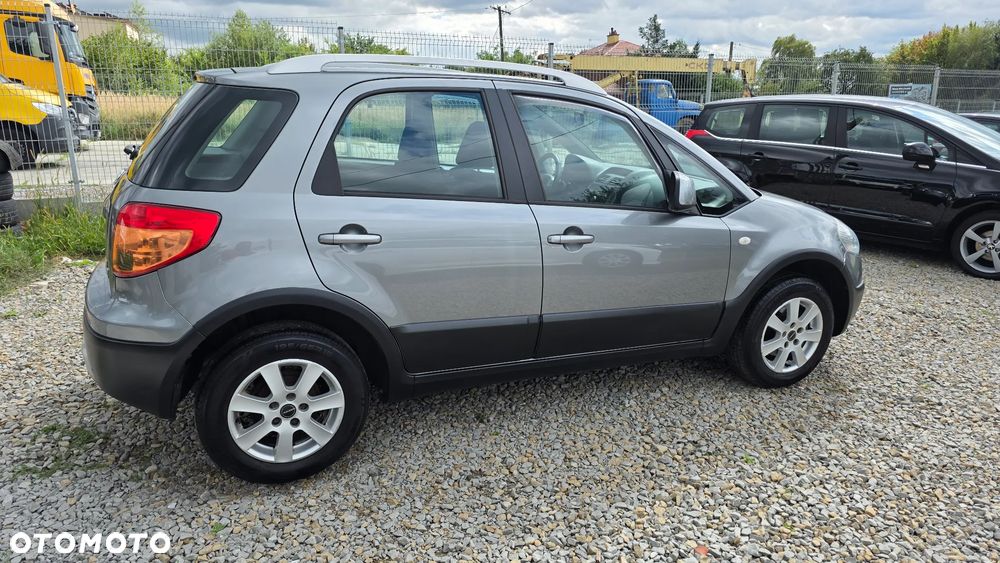 Fiat Sedici 1.6 16V 4x4 Luxury - 9