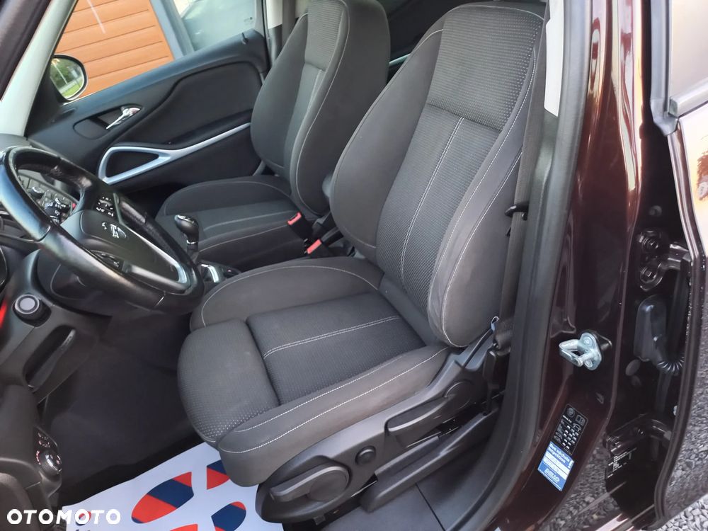 Opel Zafira - 14