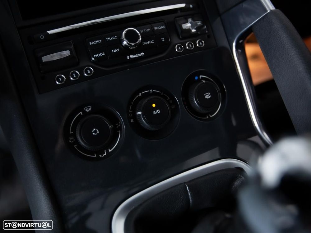 Peugeot 3008 1.6 HDi Access - 15