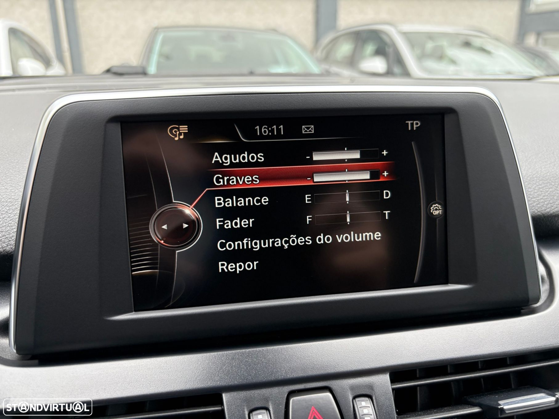 BMW 216 Gran Tourer d 7L Line Luxury - 26