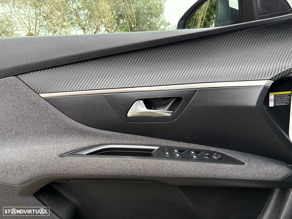 Peugeot 3008 1.5 BlueHDi GT Line EAT8 - 16