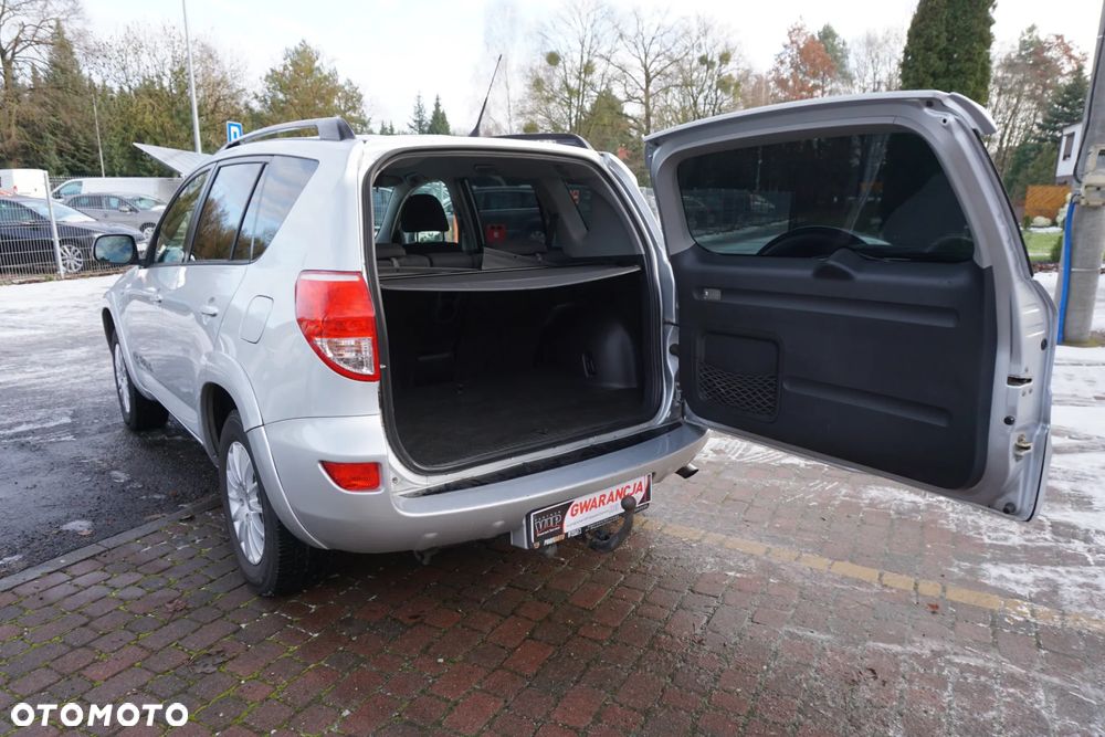 Toyota RAV4 2.2 D-CAT 4x4 Sol - 5