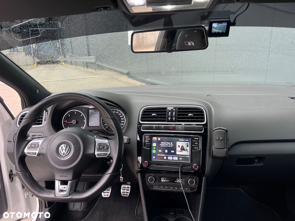 Volkswagen Polo 1.6 TDI Highline - 21