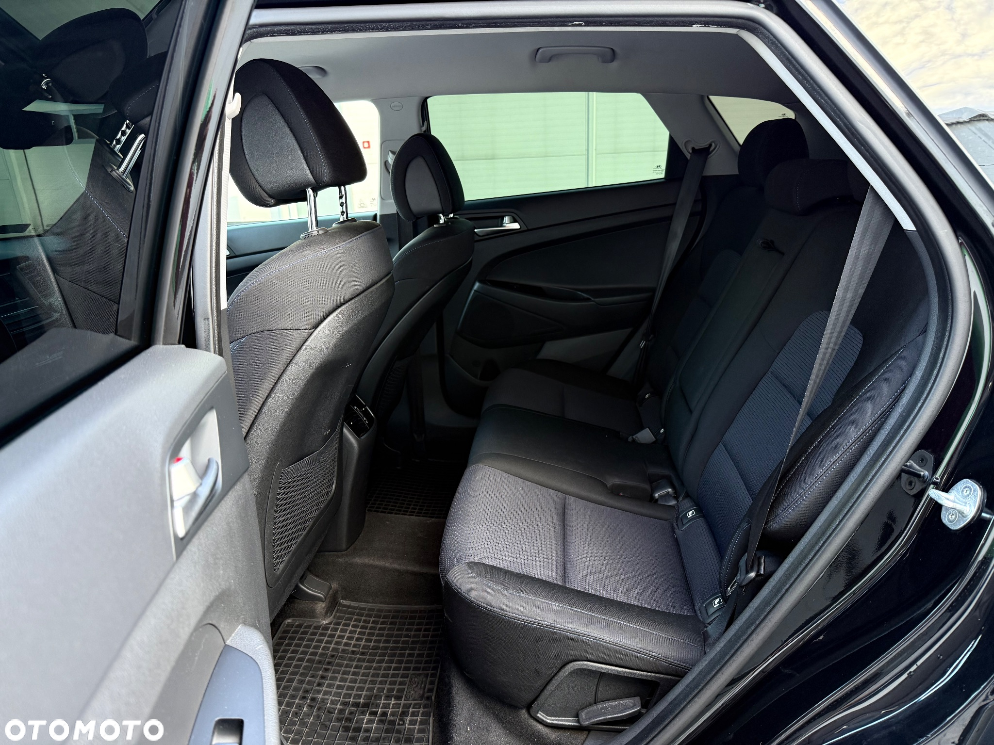 Hyundai Tucson 1.7 CRDI BlueDrive Comfort 2WD - 17