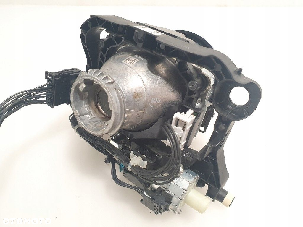 AUDI A6 C7 A7 Q5 Q7 SOCZEWKA INSTALACJA LAMPY LED XENON PRAWY 2014r - 9