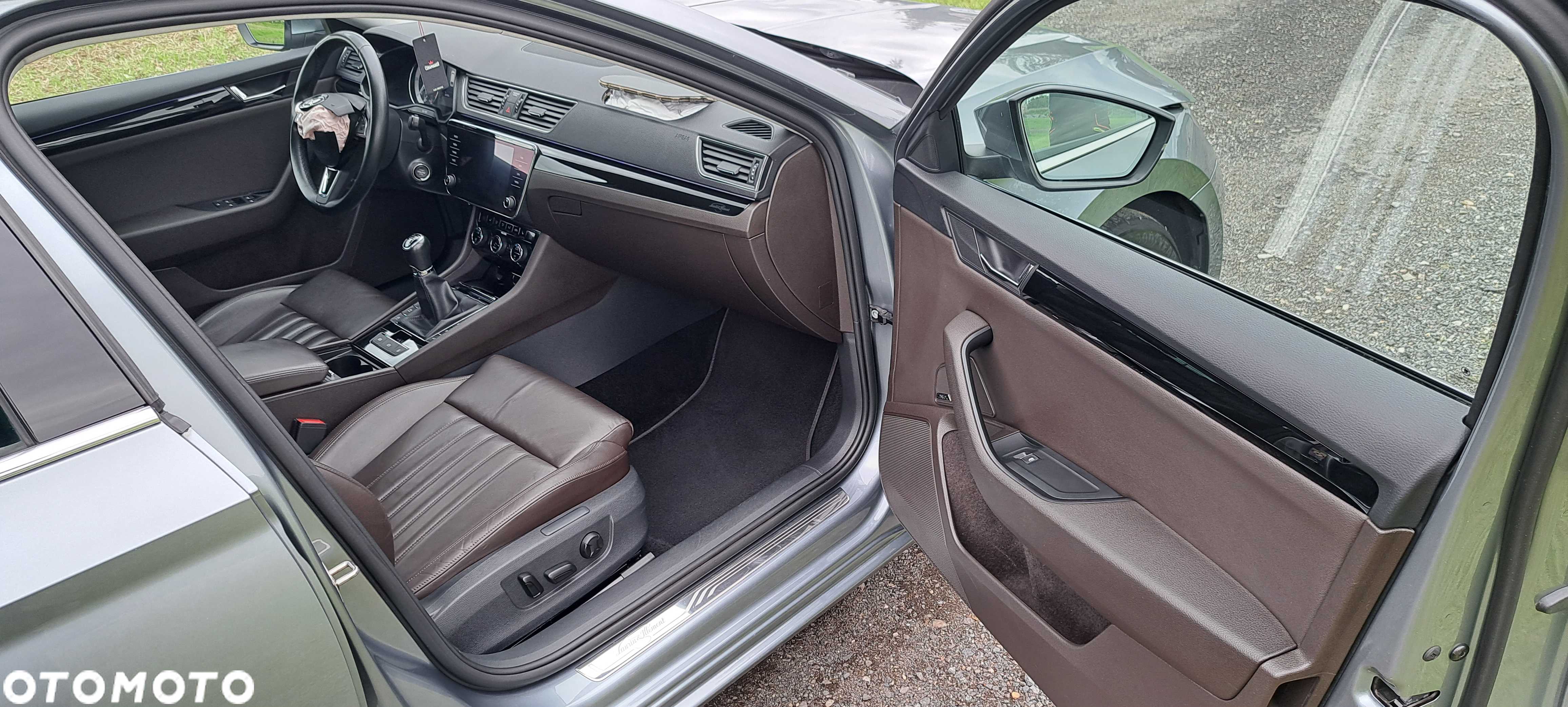 Skoda Superb Combi 2.0 TDI L&K - 16