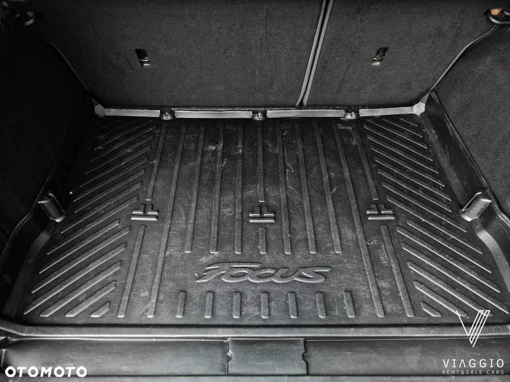 Ford Focus - 18
