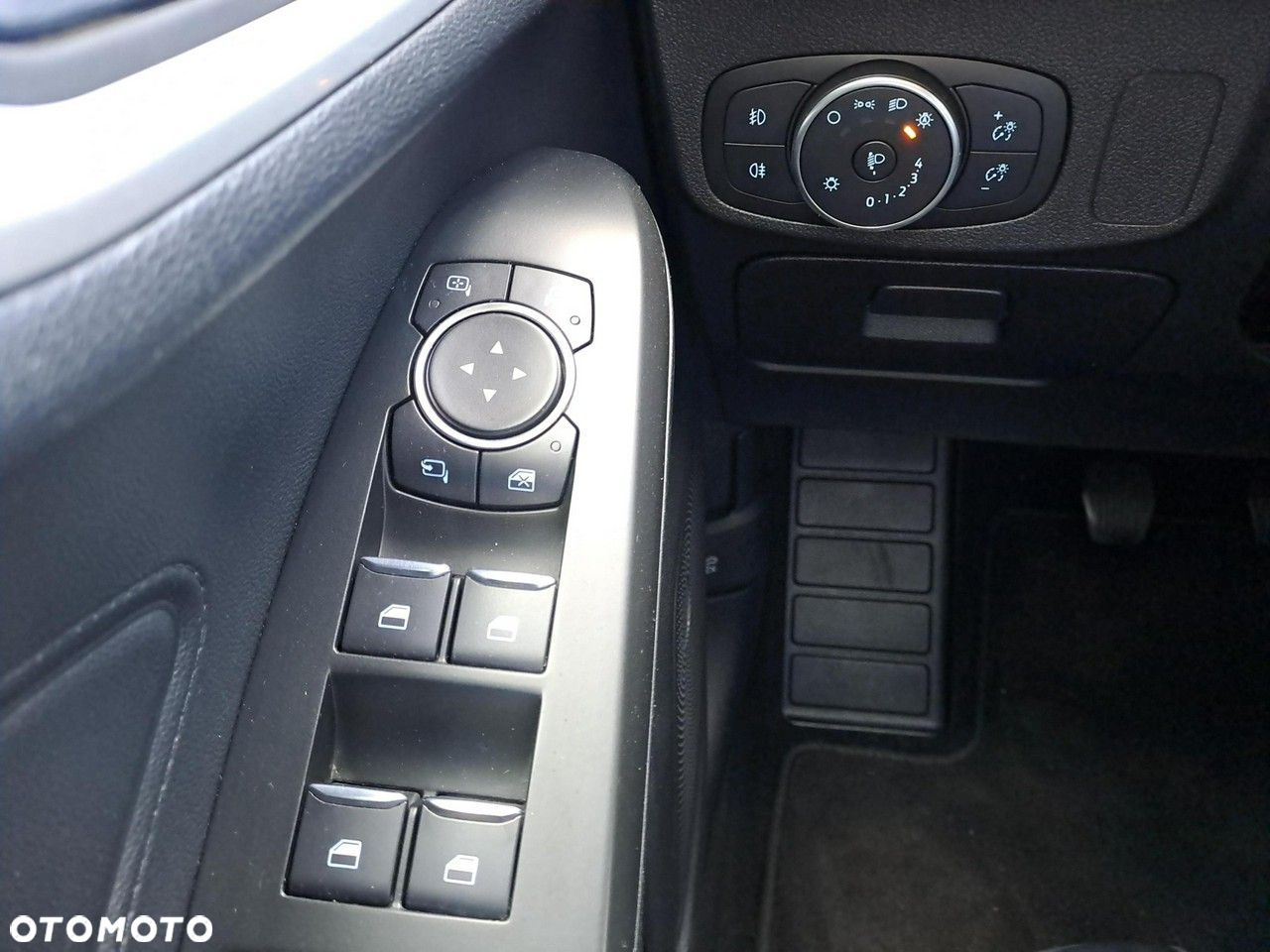 Ford Focus - 10