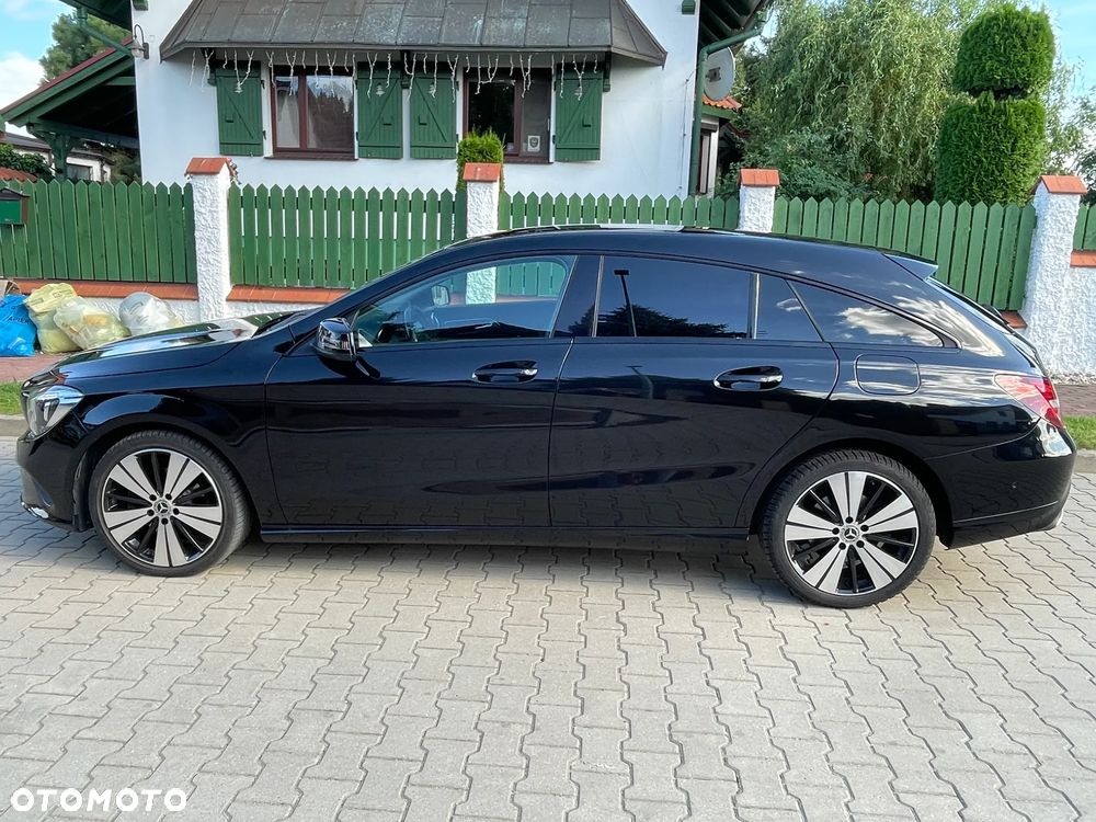 Mercedes-Benz CLA 200 7G-DCT UrbanStyle Edition - 7