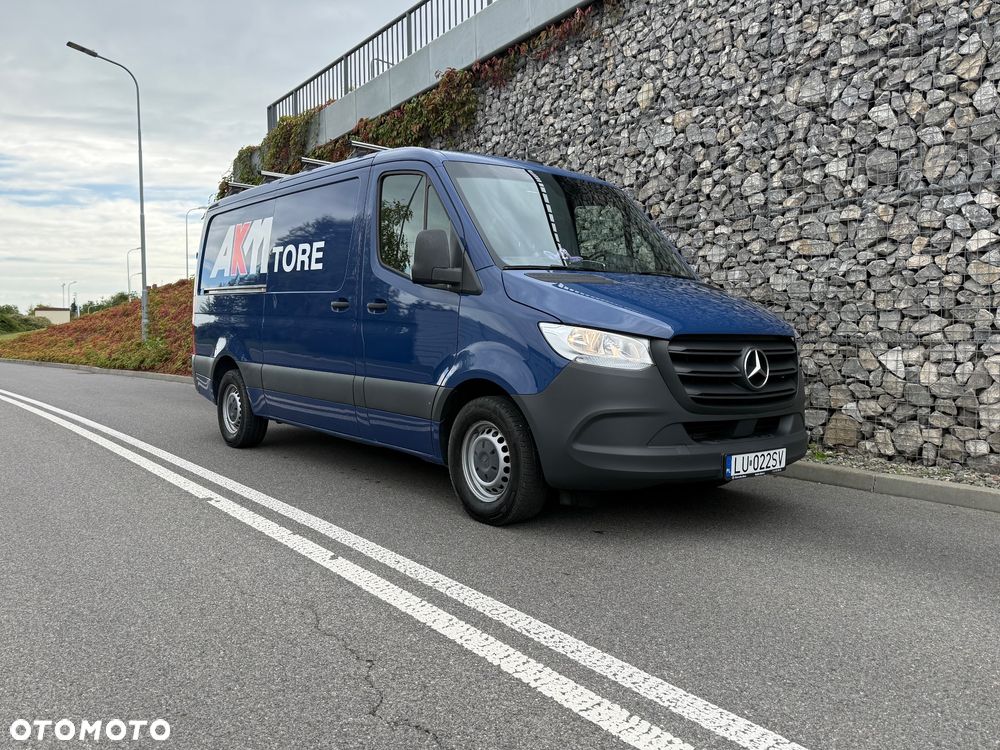 Mercedes-Benz Sprinter - 2