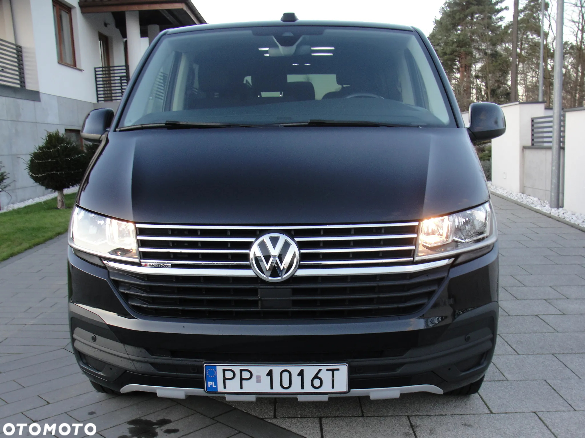 Volkswagen Caravelle 6.1 2.0 TDI L2 Highline 4Motion DSG - 21