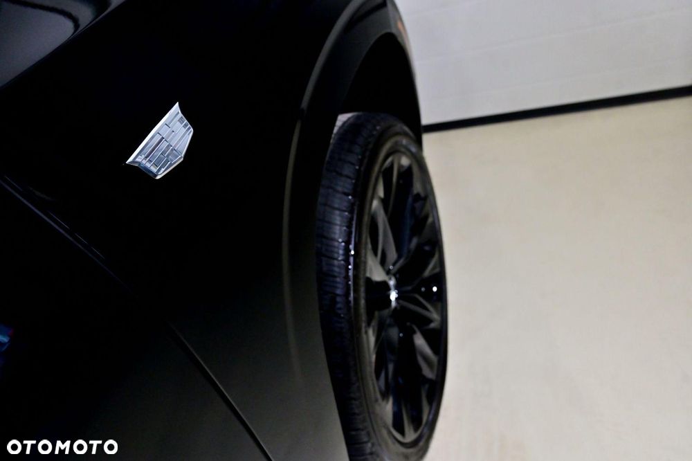 Cadillac Escalade - 18