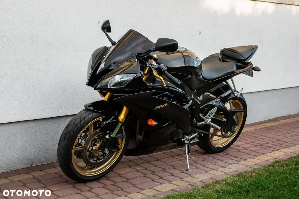 Yamaha R6 - 7