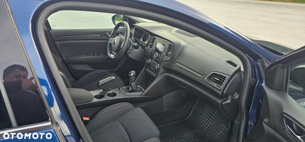 Renault Megane 1.3 TCe FAP Limited - 11