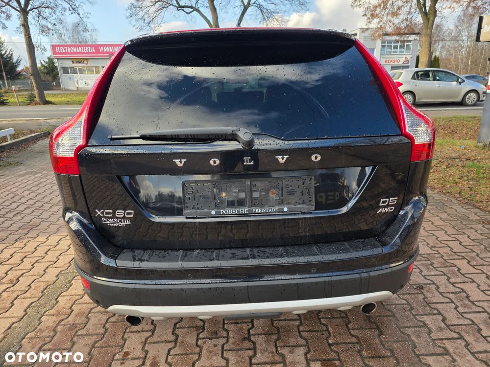 Volvo XC 60 D5 AWD Momentum - 14