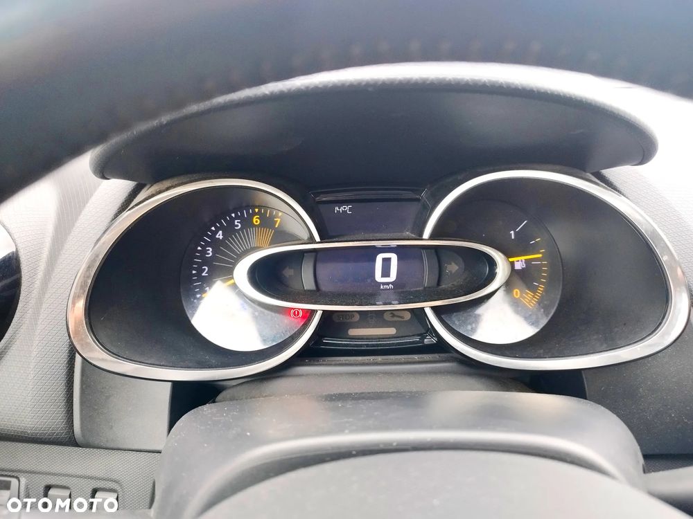 Renault Clio 1.2 16V Life Euro6 - 11