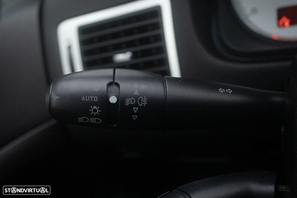 Peugeot 307 SW 1.6 HDi SE Navteq - 16