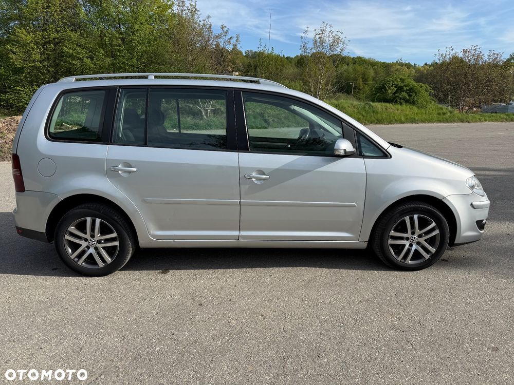 Volkswagen Touran 2.0 TDI Trendline - 5