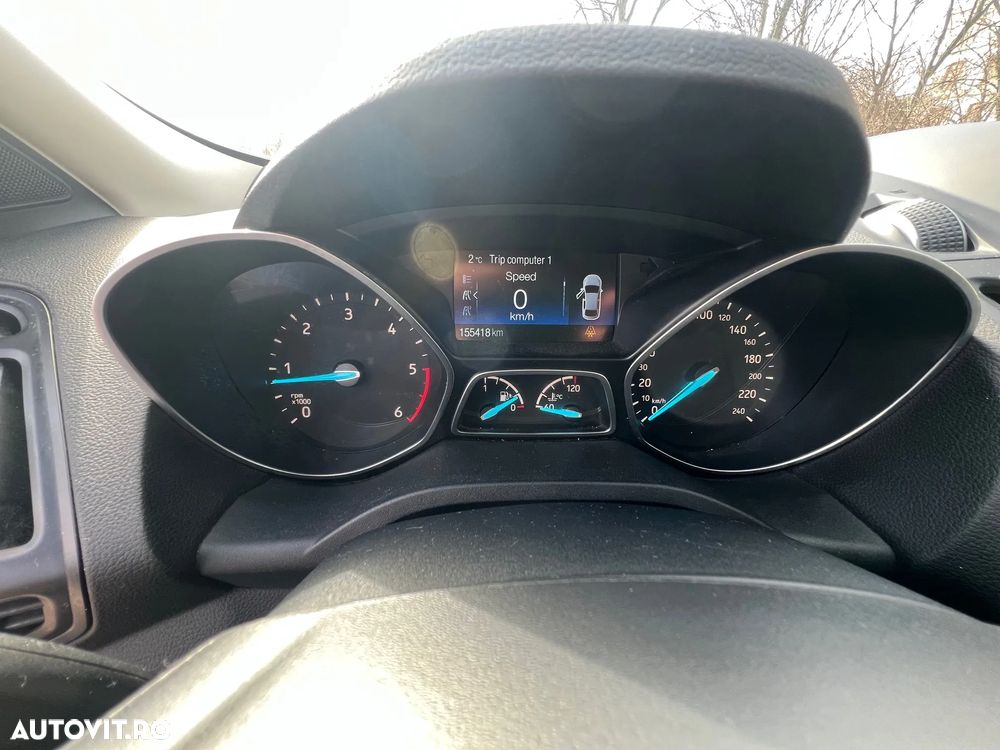 Ford Kuga 1.5 TDCi 2WD Trend - 6