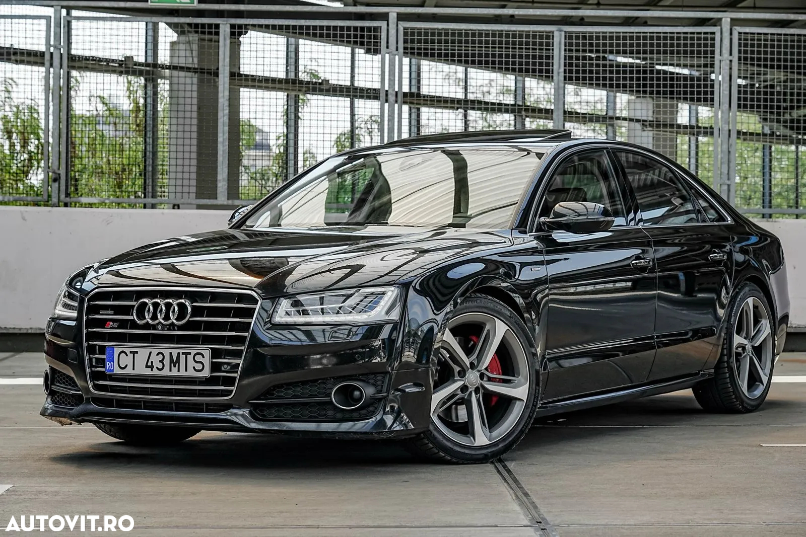 Audi A8 - 2