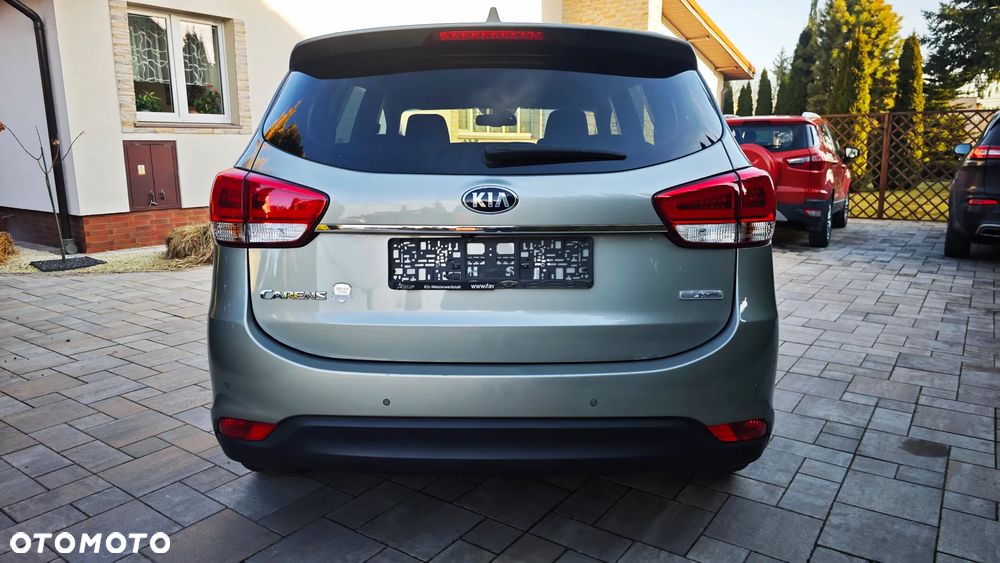 Kia Carens 1.7 CRDi Business Line 7os 7DCT - 6