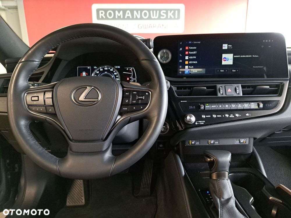 Lexus ES 300h Business Edition - 20