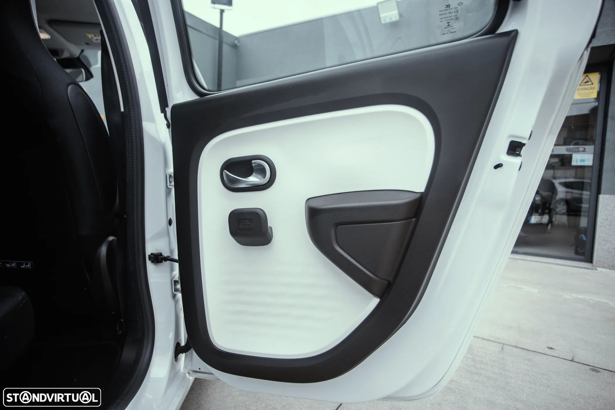 Renault Twingo - 13