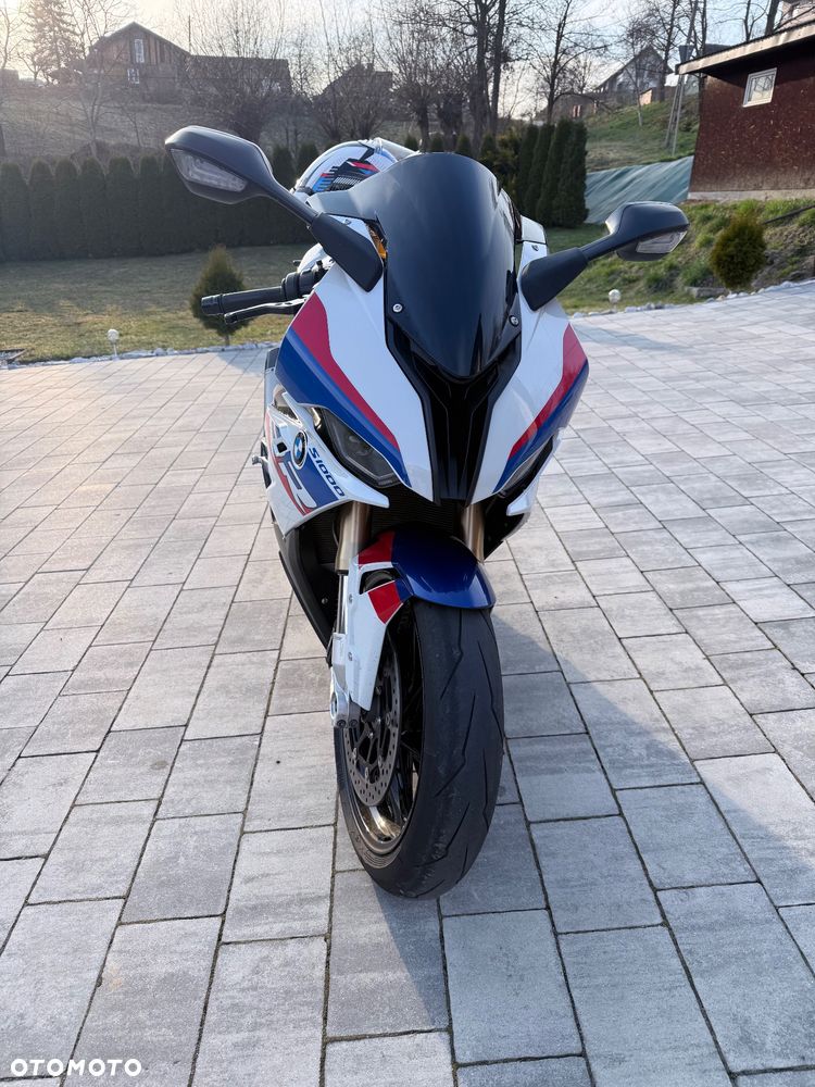 BMW S - 2