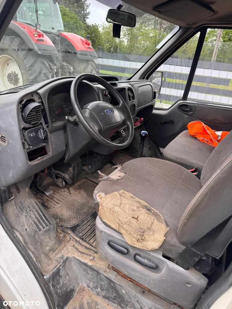 Ford Transit - 9