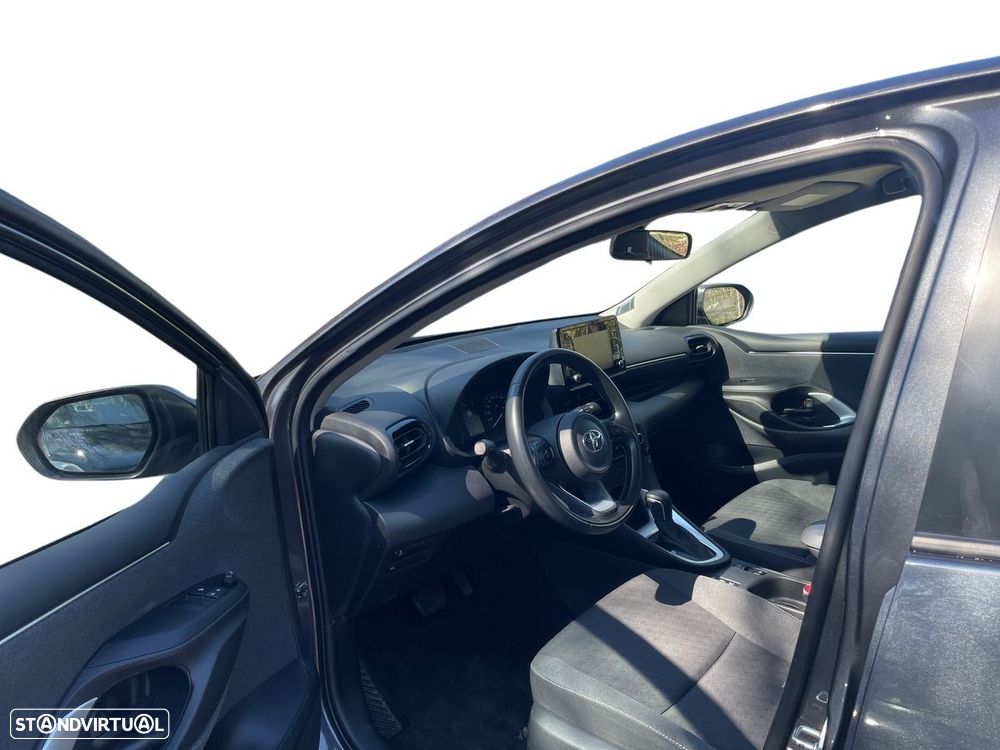 Toyota Yaris - 23