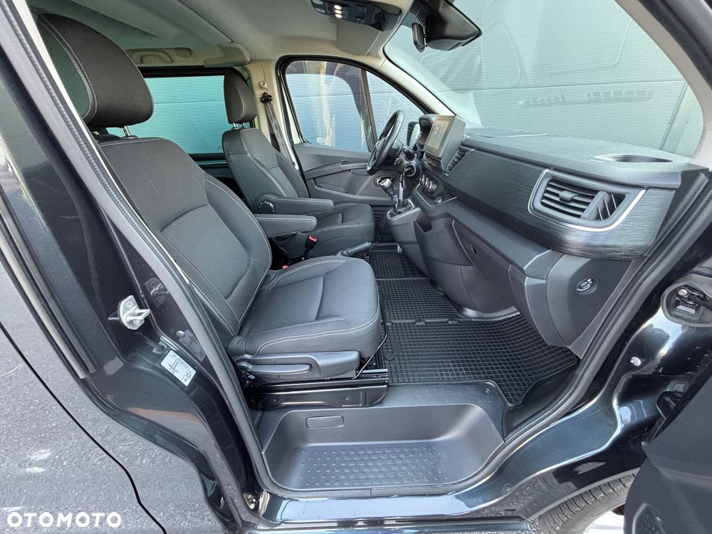 Renault Trafic - 16