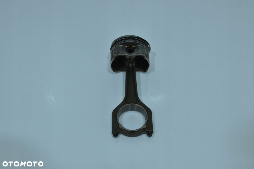 Bmw E83 Tłok Korbowód N46 (N46B20B) Nominał - 1