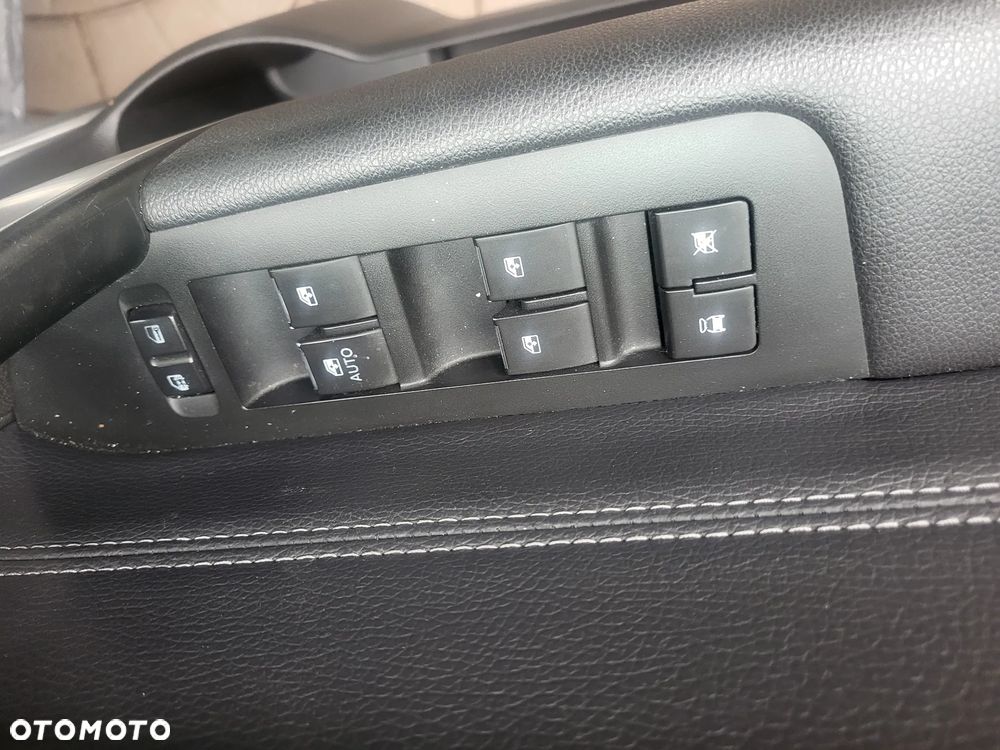 Chevrolet Captiva 2.4 AWD Automatik LT+ - 32
