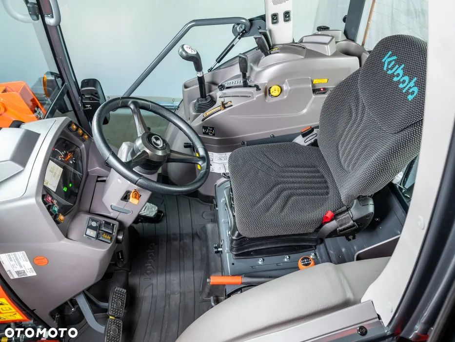 Kubota L2-452 CAB - 5