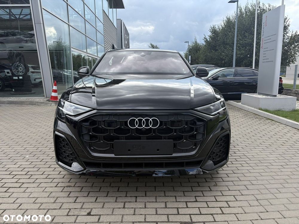 Audi Q8 - 9