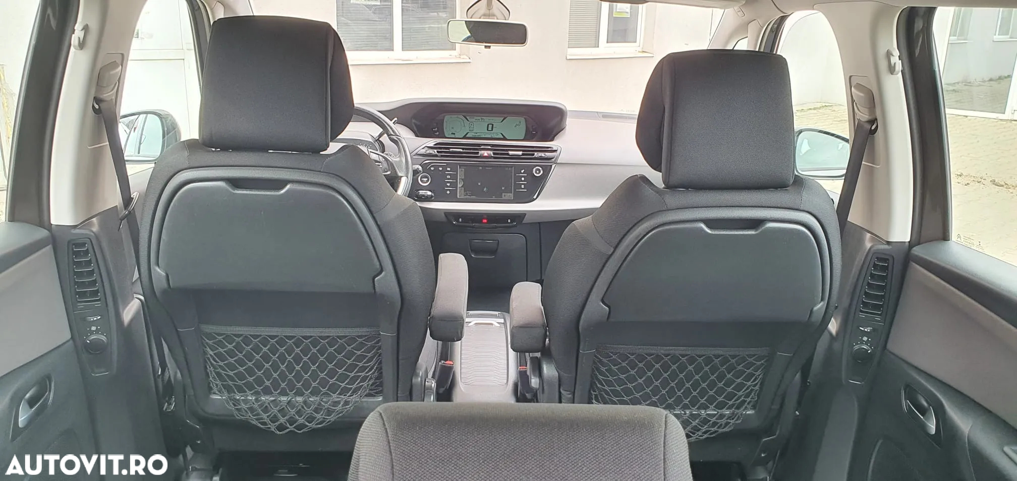 Citroën C4 Grand Picasso - 11